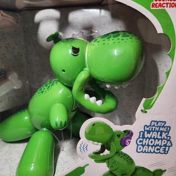 NEW Squeakee The Balloon Dino Interactive Dinosaur Pet Toy Stomps & Roars NIB Ov - Picture 6 of 17